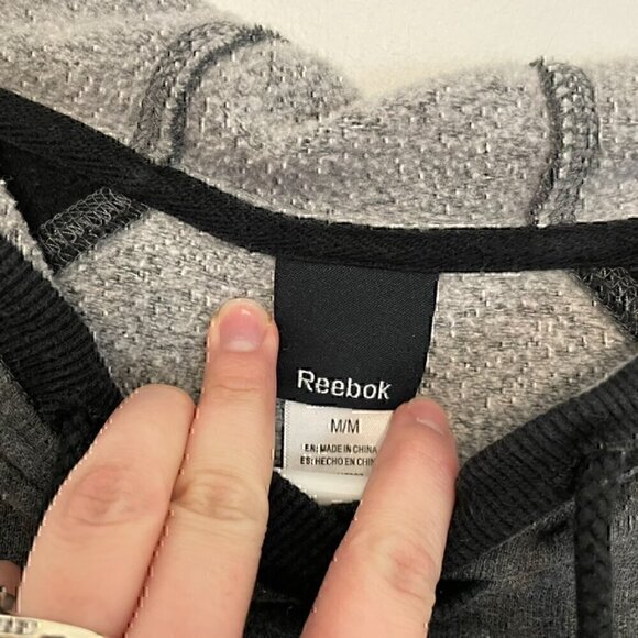 REEBOK Dark Gray Black Colorblock 3/4 Sleeve Pullover Hoodie Sweatshirt ALTERED - Picture 4 of 13